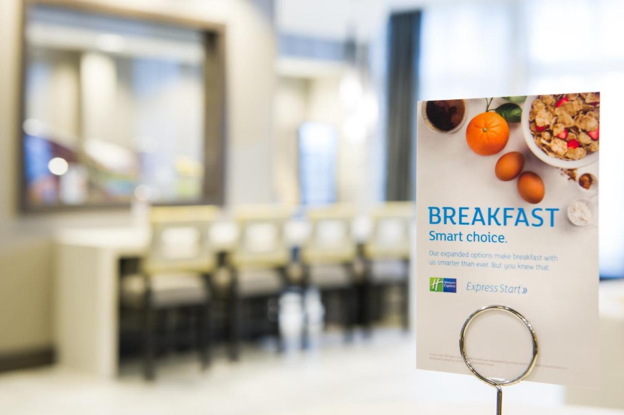 Holiday Inn Express And Suites Madison Central By Ihg Екстер'єр фото