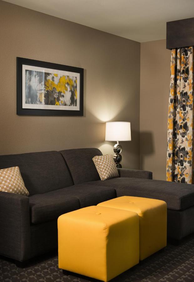 Holiday Inn Express And Suites Madison Central By Ihg Екстер'єр фото