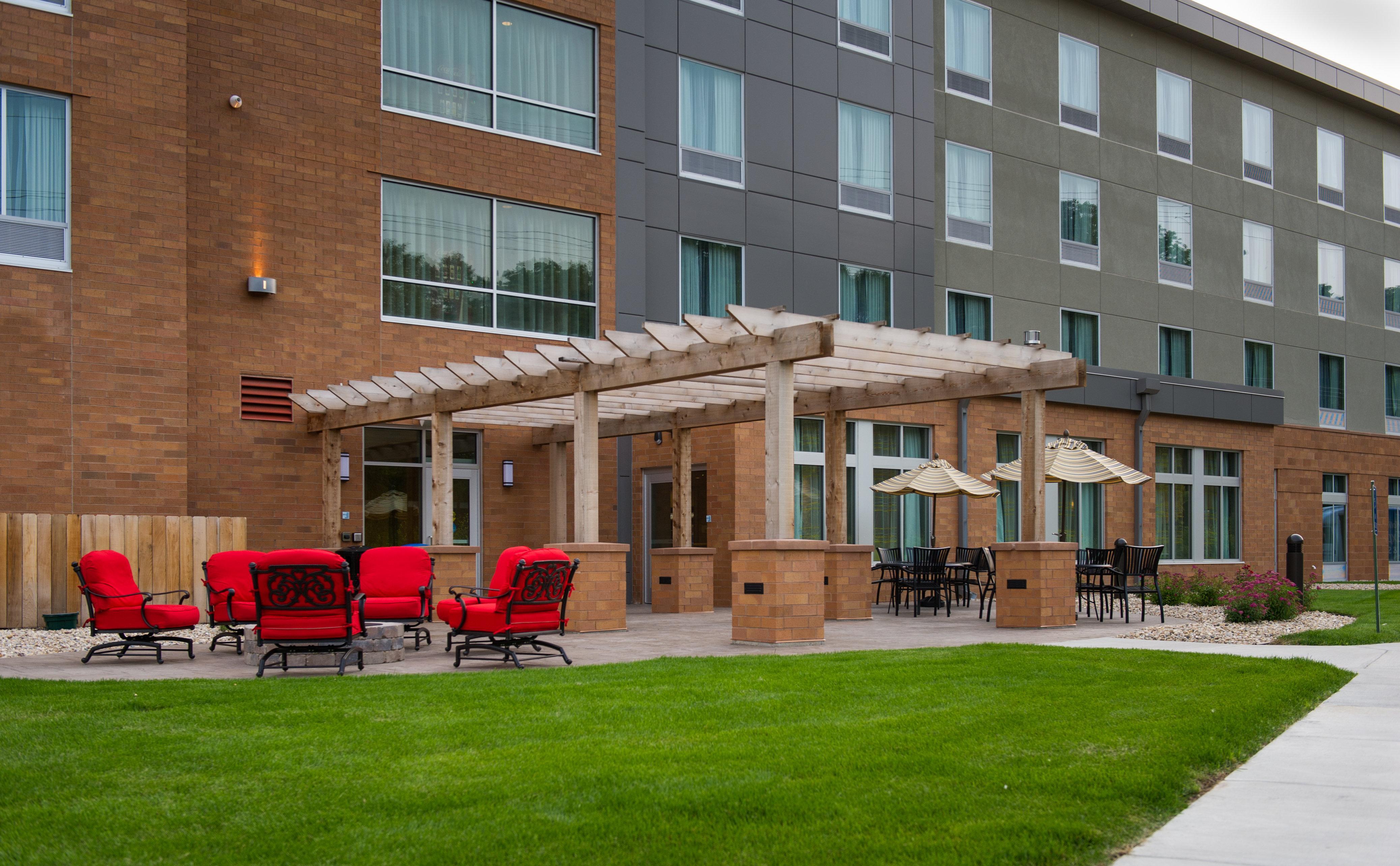 Holiday Inn Express And Suites Madison Central By Ihg Екстер'єр фото