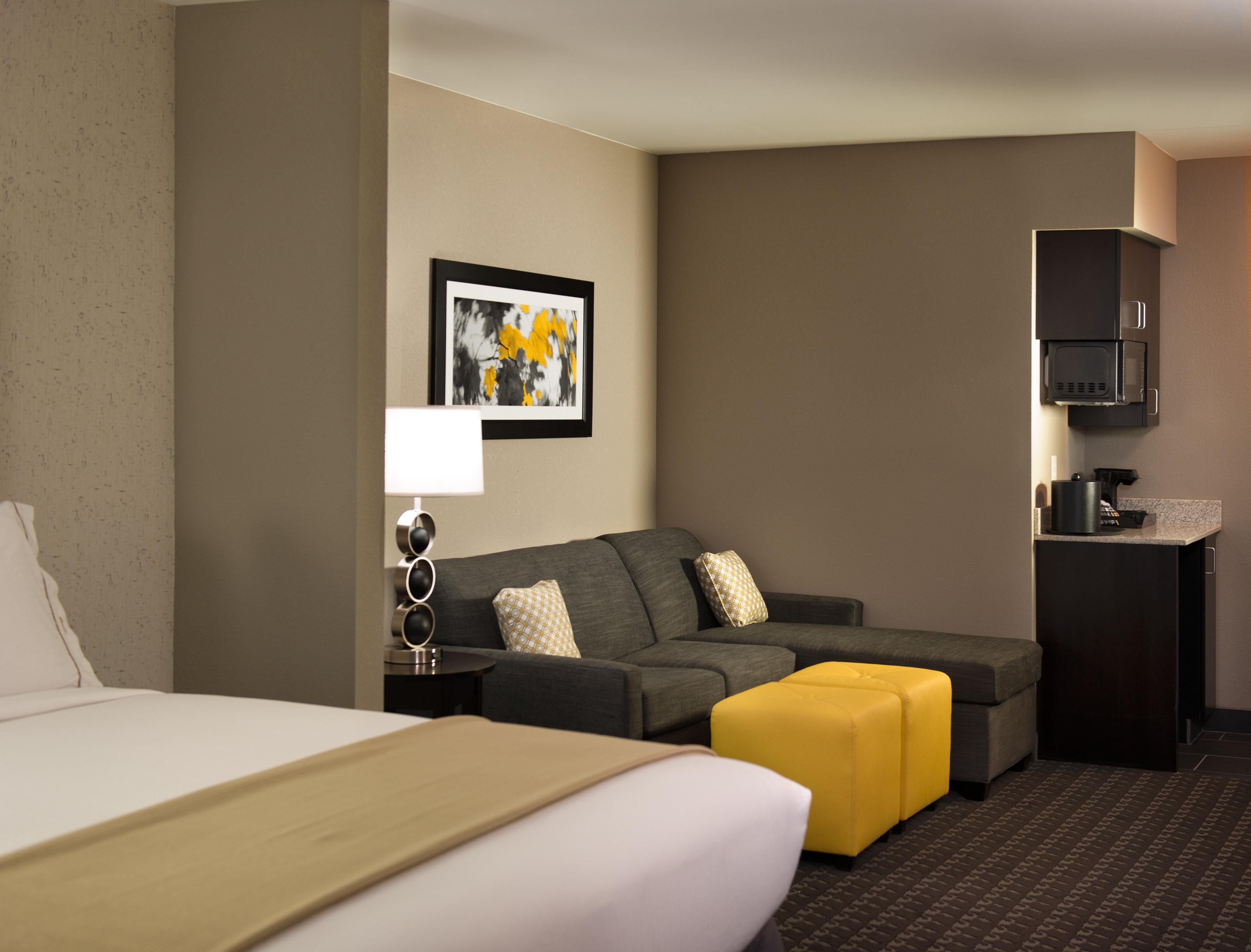 Holiday Inn Express And Suites Madison Central By Ihg Екстер'єр фото