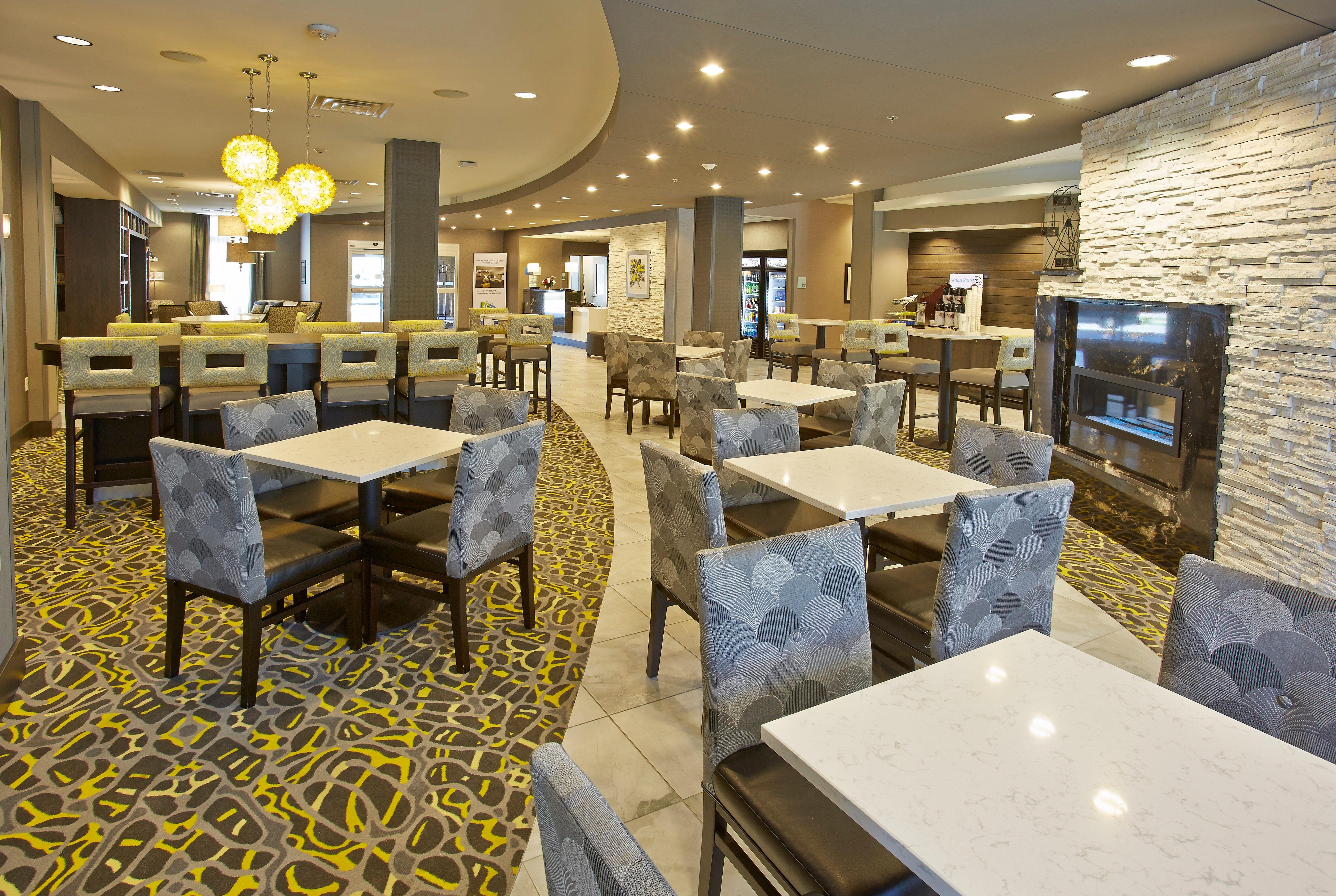 Holiday Inn Express And Suites Madison Central By Ihg Екстер'єр фото